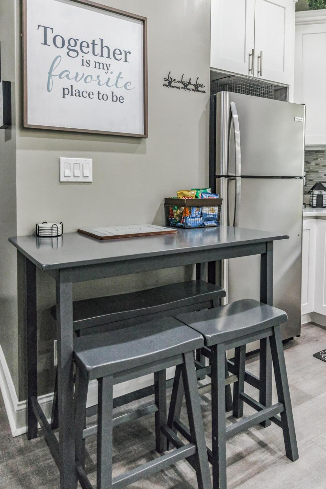 Hugh'S And Nora'S Place To Stay Ню Йорк Екстериор снимка